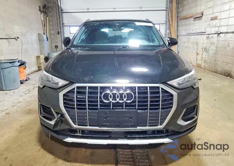 2020 Audi Q3 Premium z USA, uszkodzony, nr VIN WA1AECF38L1033703